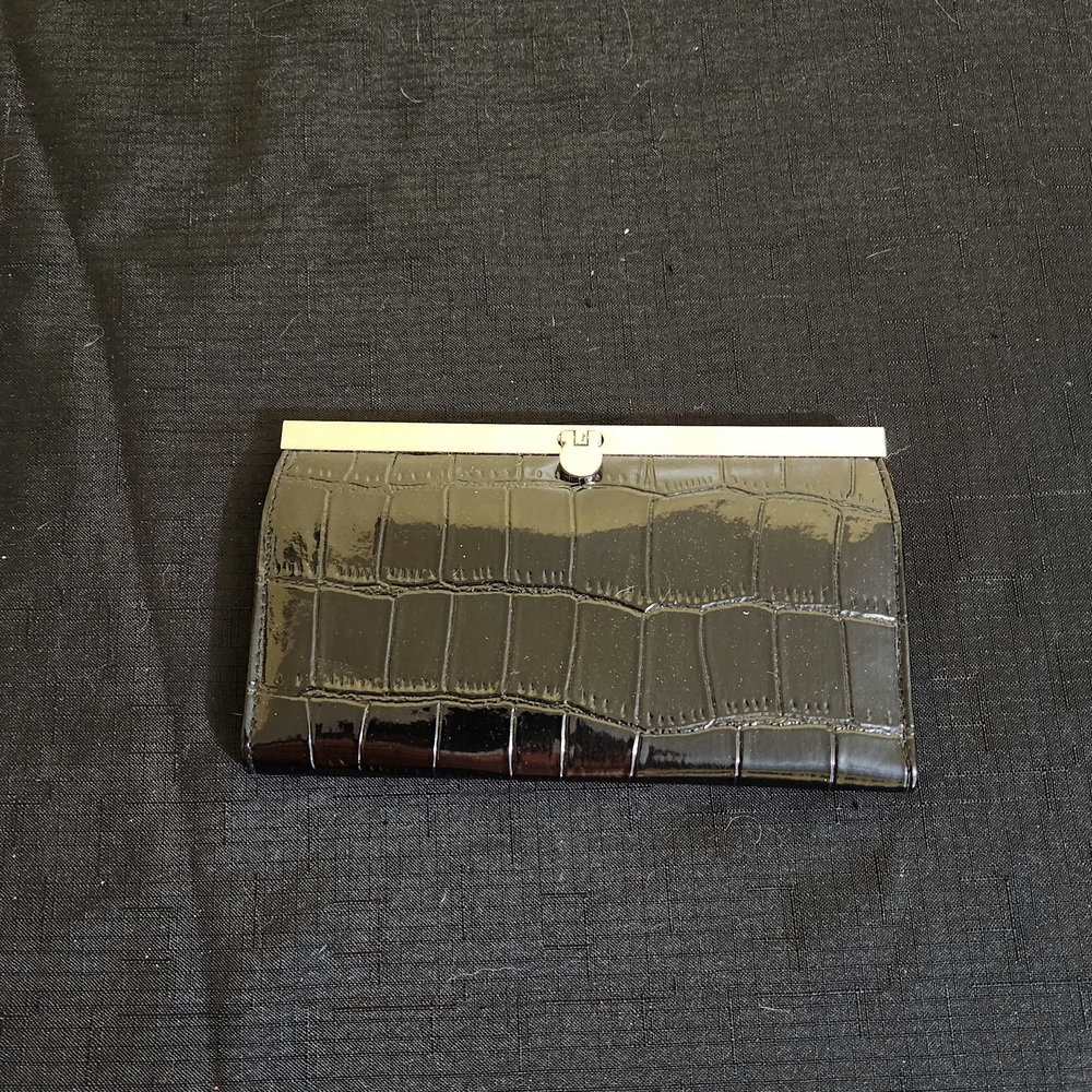 Braciano Black Croc-Embossed Wallet